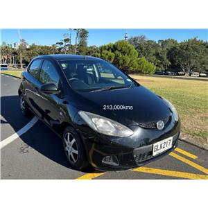 Mazda Demio
Black
213 000km