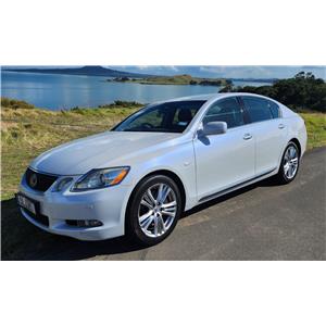 2006 Lexus GS450h
White
180 000km